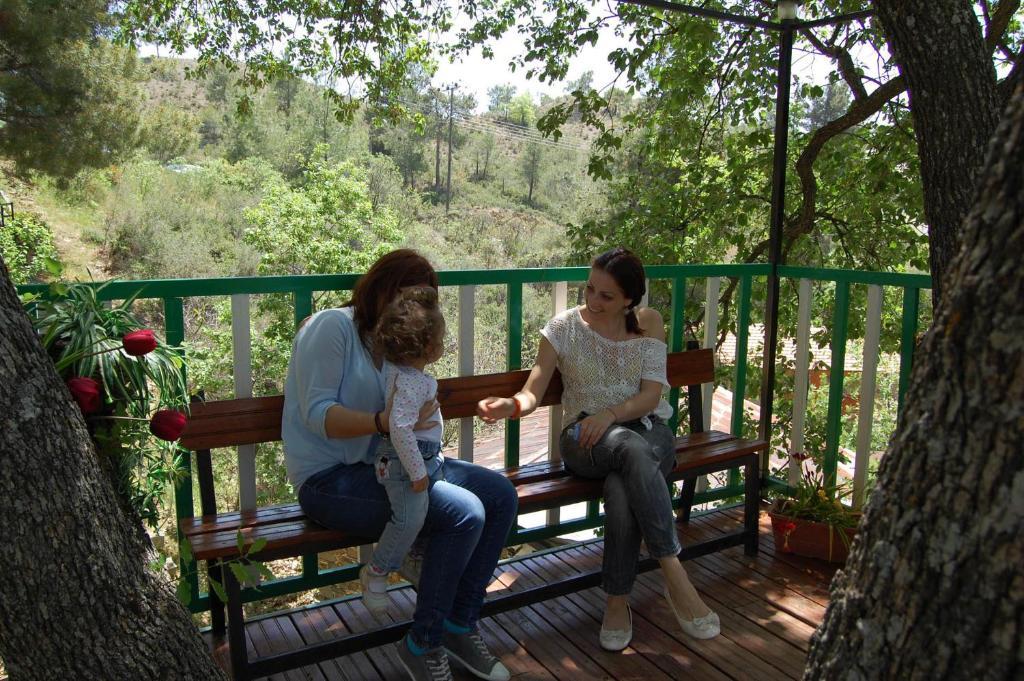 Nightingale Hotel Platres Luaran gambar