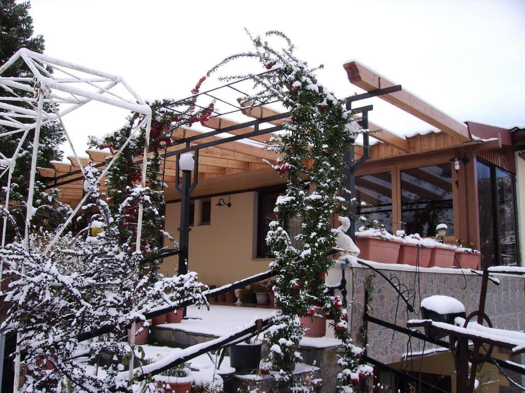 Nightingale Hotel Platres Luaran gambar