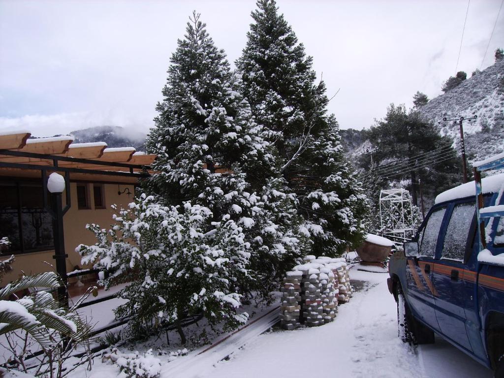 Nightingale Hotel Platres Luaran gambar
